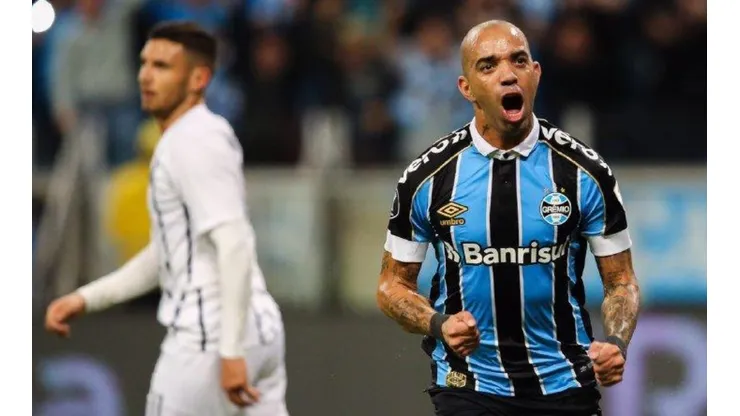 Gremio ganó 2-0
