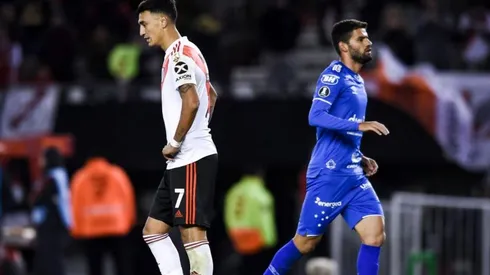 Hincha de River Plate dedica penal a Boca Juniors y la pelota se va a las nubes (Foto: Getty Images)