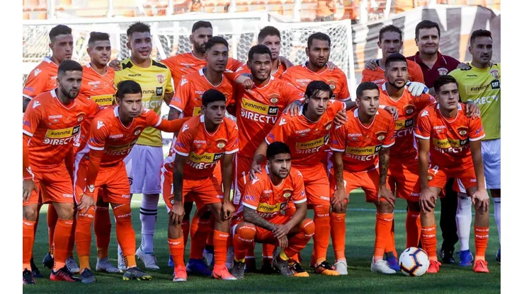 Cobreloa es líder de la Primera B con 27 puntos, dos más que Wanderers
