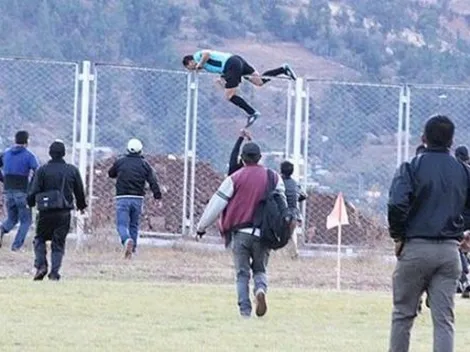 Terrible: Árbitro tuvo que saltar una reja para evitar ser linchado