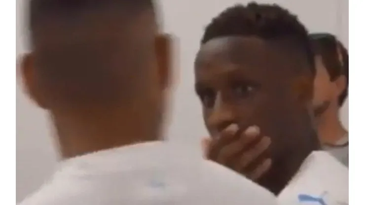 El inesperado beso de Payet