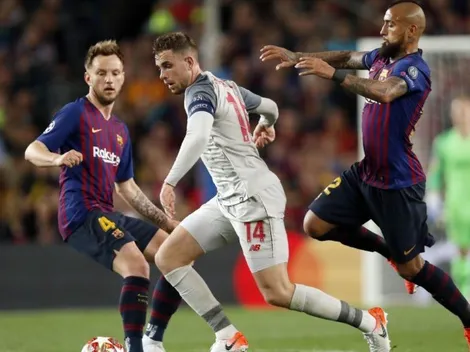 ¿Llegó el momento de Vidal? DT del Barça se abre a la salida de Rakitic del esquema