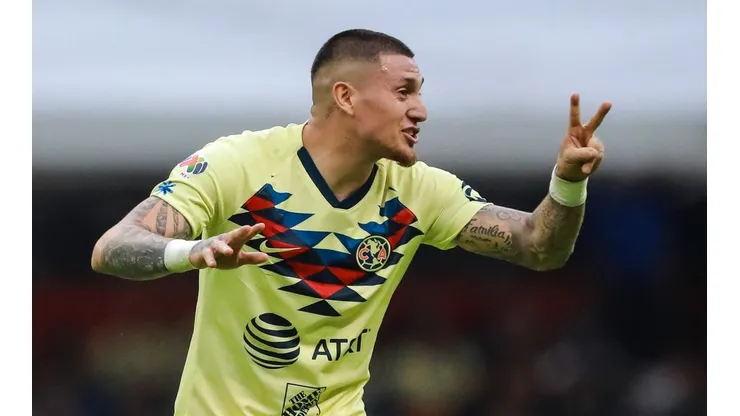 Gol de Nicolás Castillo