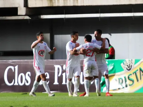 Unión La Calera sufre, pero se instala en Cuartos de Final