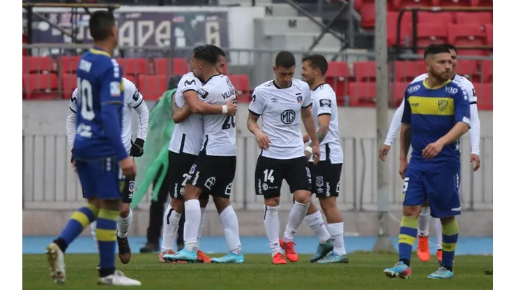 Colo Colo gana, gusta y golea