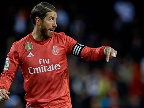 Sergio Ramos rompe sus zapatos para jugar