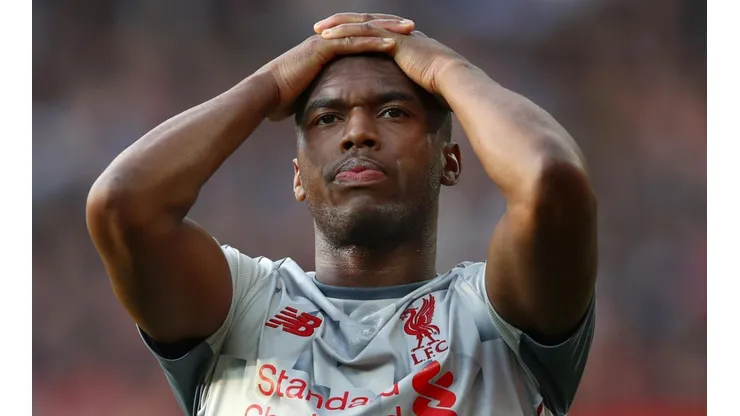 Sturridge es suspendido por decirle a su hermano que apueste por su traspaso