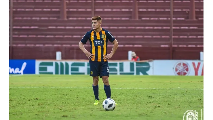 Leonardo Gil jugando por Rosario Central