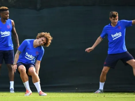 Griezmann se come dos túneles en su primer entrenamiento con el Barça