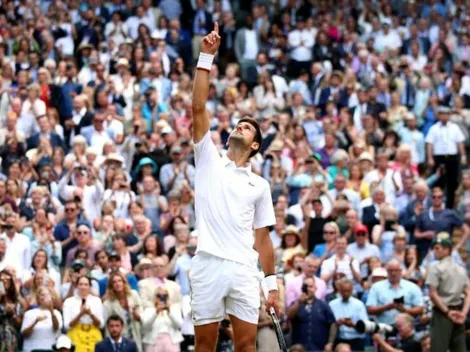 Djokovic agiganta su leyenda y se corona campeón de Wimbledon