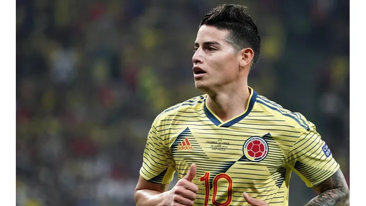 Presidente del Napoli por James: "No queremos ceder ante las injustas peticiones de Florentino"