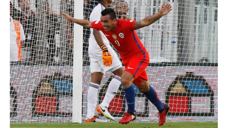 Paredes en la Roja.