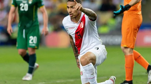 Paolo Guerrero responde a hinchas que lo acusan de "pecho frío"