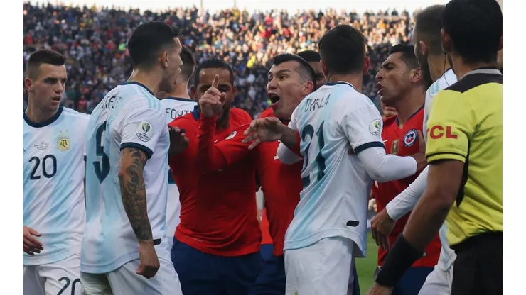 Leandro Paredes se agrandó luego del triunfo ante la Roja (Foto: Agencia Uno)