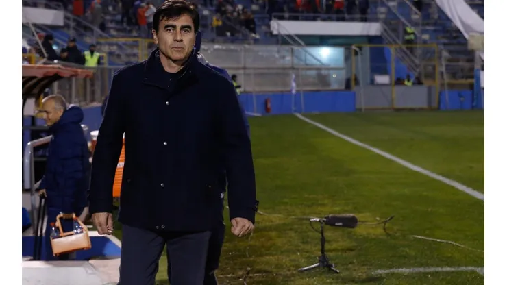 Director Técnico de Universidad Católica pide refuerzos