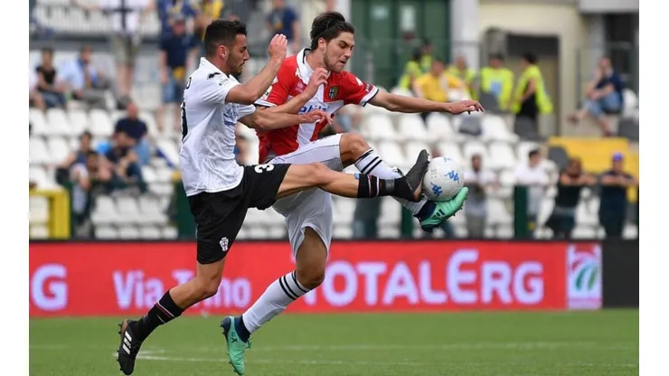 Sierralta buscará su oportunidad para quedarse en la Serie A (Foto: Getty Images)