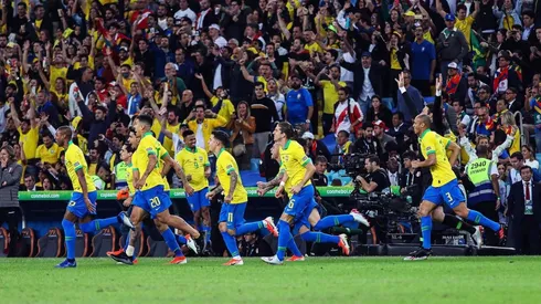 Vuelve la fiesta a Brasil tras ganar el título