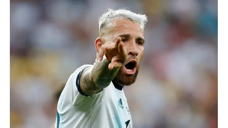 Otamendi dispara contra la Conmebol