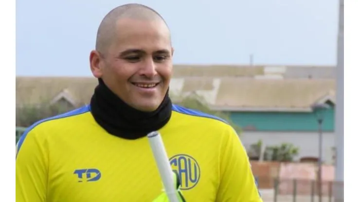Chupete Suazo vuelve a San Antonio Unido para rescatarlo de la zona de la liguilla de descenso en la Segunda División Profesional.