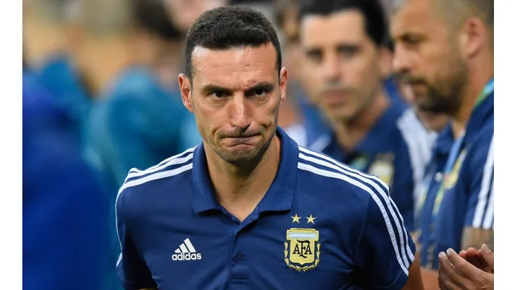 Scaloni adelanta equipo estelar contra Chile.