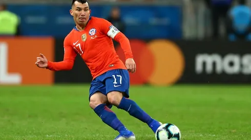 Gary Medel en el partido ante Perú.