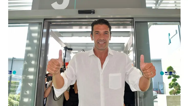 Buffon pasa los exámenes médicos y es nuevo jugador de Juventus
