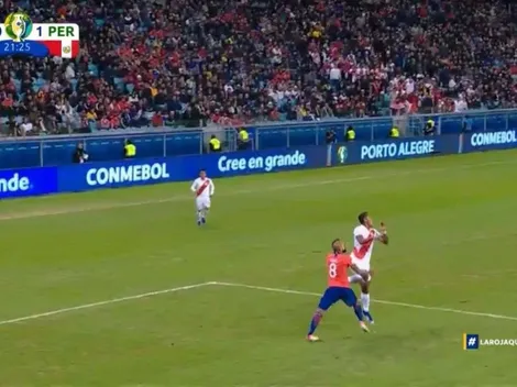 Fatídico minuto 20': Arturo Vidal se dobla el tobillo y Perú abre la cuenta