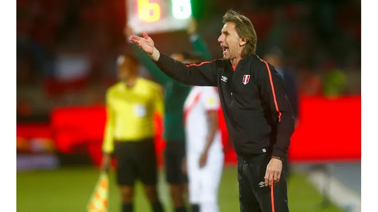 Gareca contra Chile en las clasificatorias a Rusia.