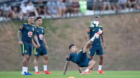 Richarlison fue la novedad en el entrenamiento de Brasil