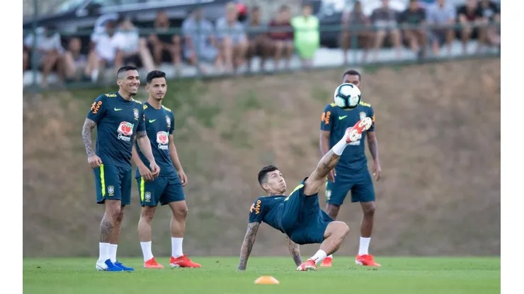 Richarlison fue la novedad en el entrenamiento de Brasil