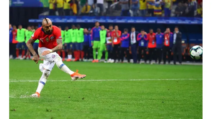 Arturo Vidal demostró categoría en su lanzamiento penal (Foto: Getty Images)