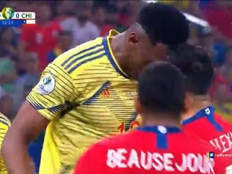 ¡No se achica! Alexis se le para al gigantón Yerry Mina
