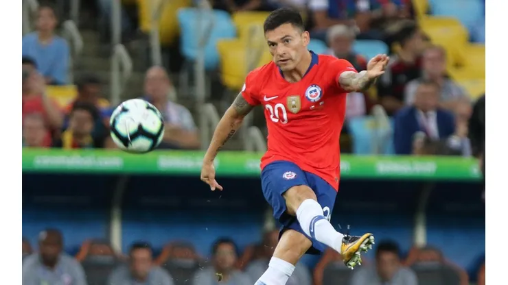Charles Aránguiz lleva cinco de cinco penales convertidos