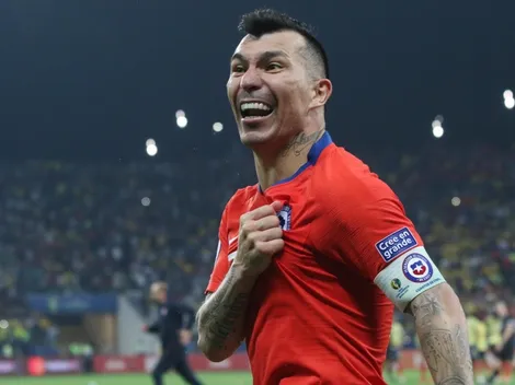 El alocado festejo de Gary Medel y la Roja tras la clasificación a semis