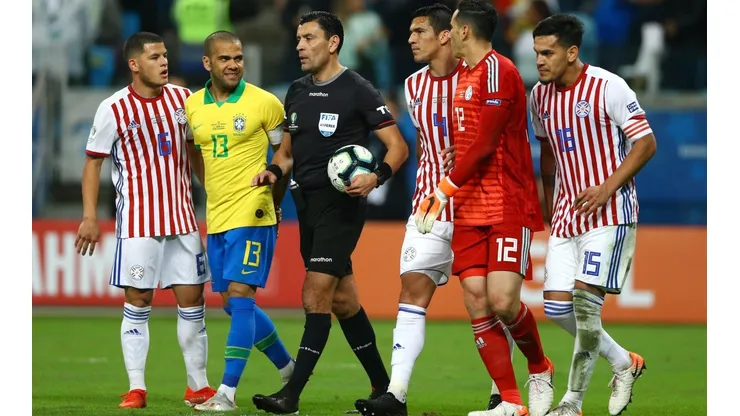 Paraguay jugó a partir del minuto 58 con uno menos
