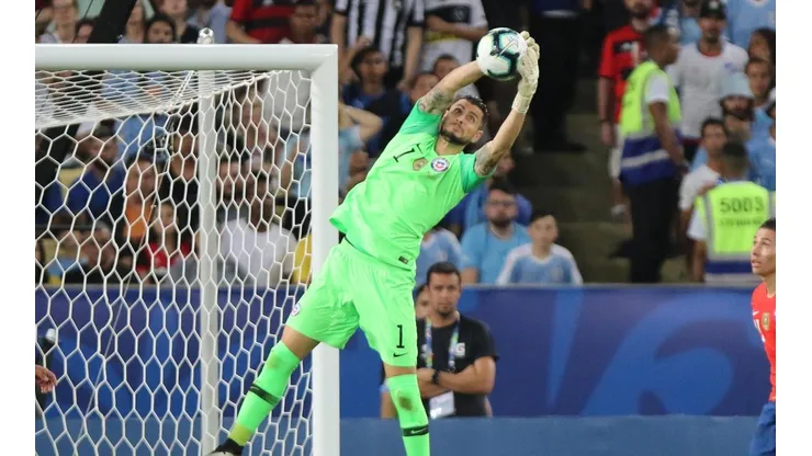 Arias tiene buenos números atajando penales