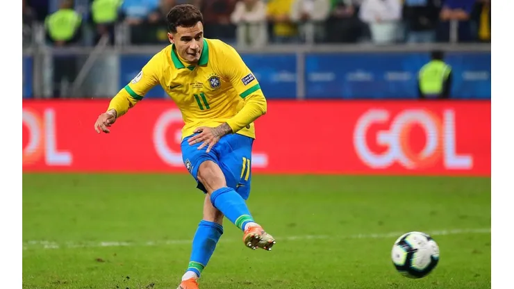 El penal de Coutinho ante Paraguay.