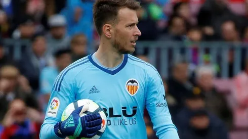 Neto deja Valencia y es el nuevo portero del Barcelona
