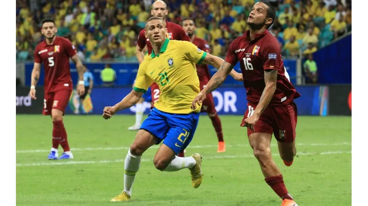 Richarlison es baja de último minuto en Brasil
