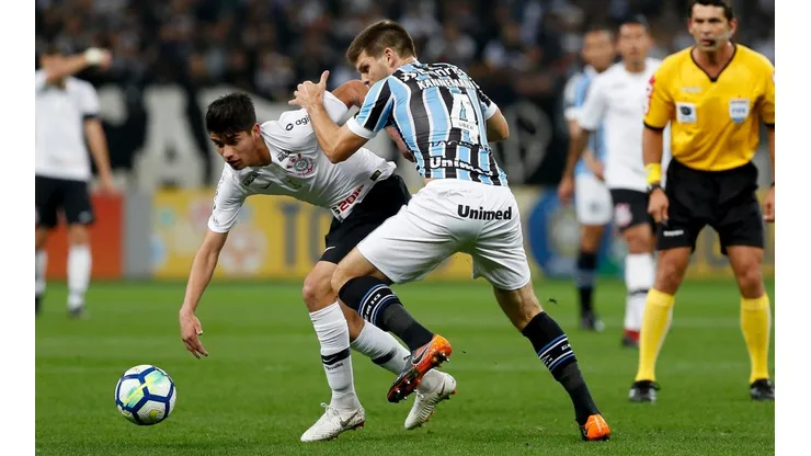 Ángelo Araos dejaría Corinthians para partir a Vasco da Gama (Foto: Agencia Uno)