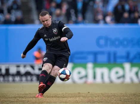 Como en sus mejores años: El golazo de Wayne Rooney desde mitad de cancha en la MLS