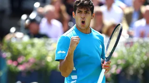 Cristian Garín enfrentará a Djokovic en un duelo de exhibición en pasto