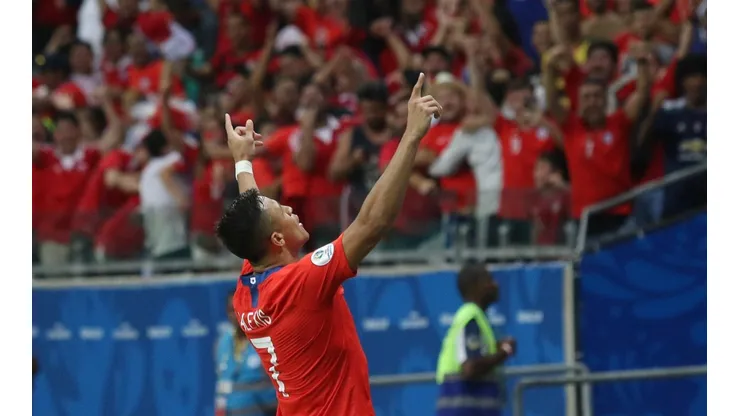 Alexis Sánchez quedó a cuatro partidos de superar a Juan Arango