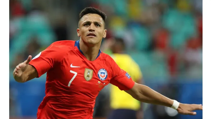 Alexis terminó con el tobillo, nuevamente, a maltraer.