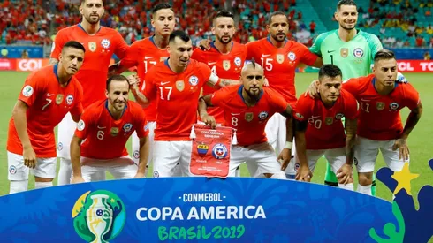 Los once ante Ecuador: Maripán, Pulgar, Isla, Beausejour y Arias; Alexis, Fuenzalida, Medel, Vidal, Aránguiz y Vargas
