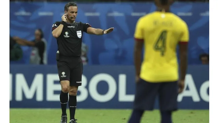 Lousteu mal utilizó el VAR con Chile