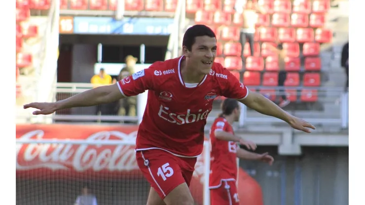 Isaac Díaz sumó veinte goles para el ascenso de Ñublense en 2012