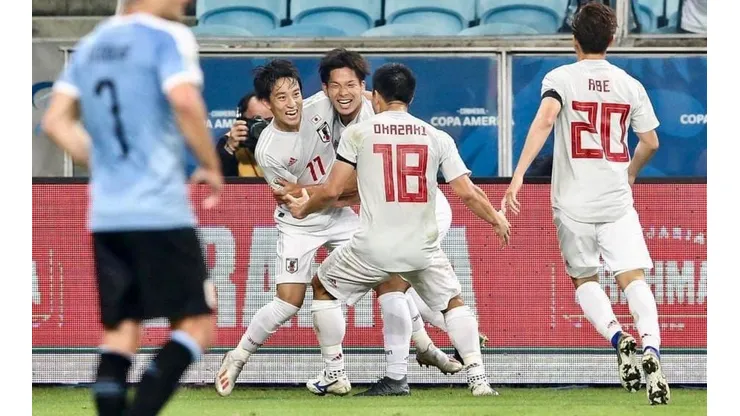 Japón dio la sorpresa ante Uruguay en Porto Alegre