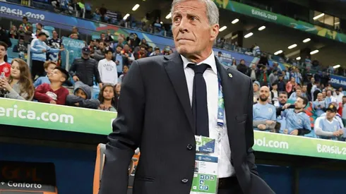 Tabárez empieza a pensar en Chile.