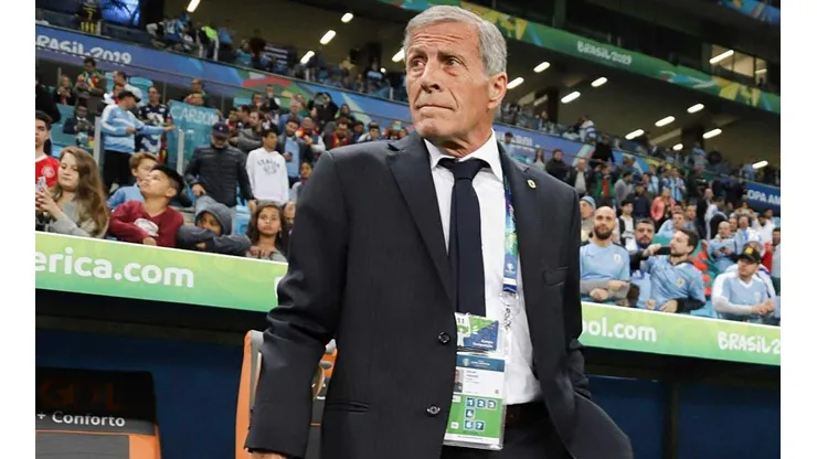 Tabárez empieza a pensar en Chile.